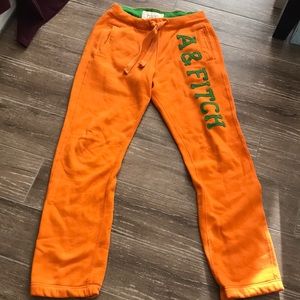 Abercrombie & Fitch logo sweatpants